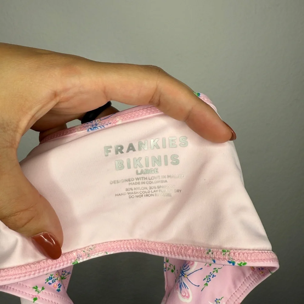 Frankie’s Bikinis Fairytale Dallas Top Isabella Bottom Floral Chain Set L NWT
